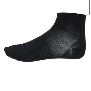 Darn Tough Mens Run Ultra-Lightweight Socks Black XL NWT in packaging